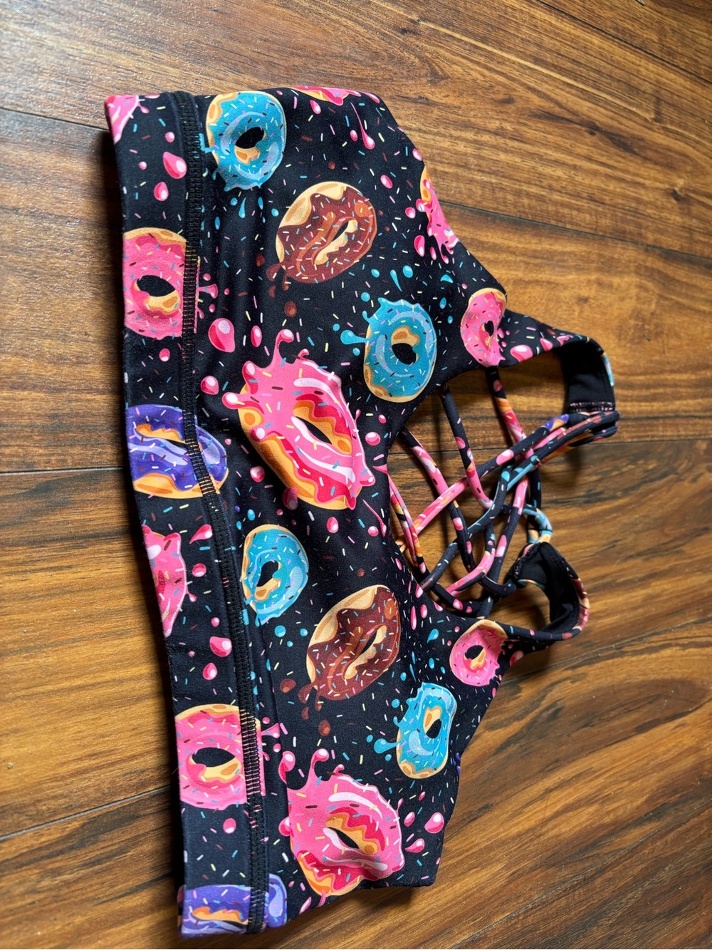 Donut Print Strappy Sports Bra - Black with Bright Donut Pattern